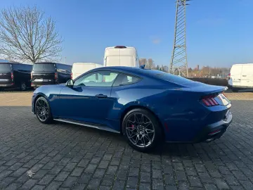 FORD Mustang Fastback 5.0 Ti-VCT V8 328 kW GT