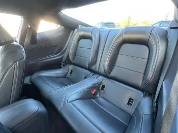 FORD Mustang Fastback 5.0 Ti-VCT V8 328 kW GT