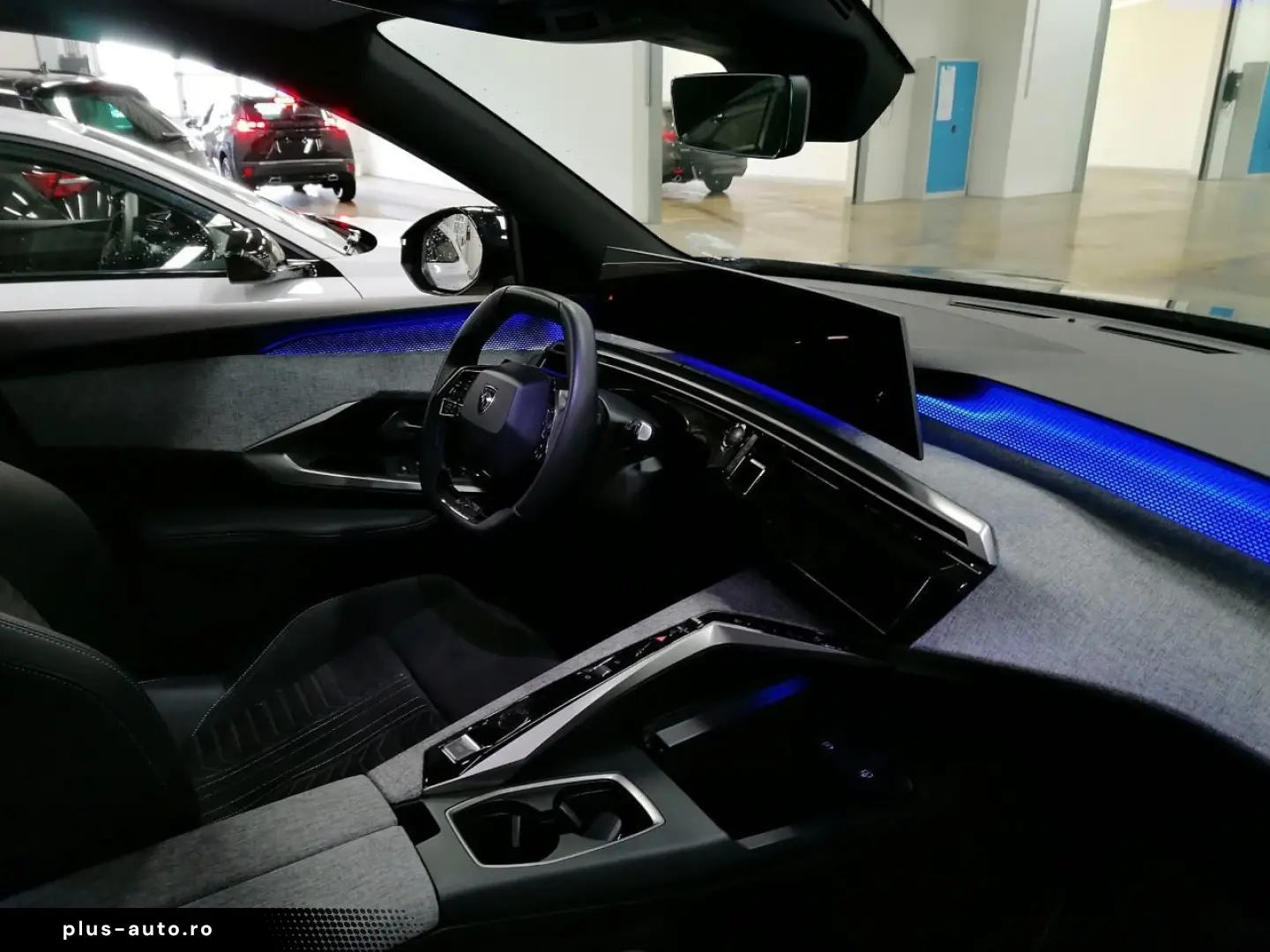 PEUGEOT 3008 GT Hybrid Navi 360 Cam Alcantara