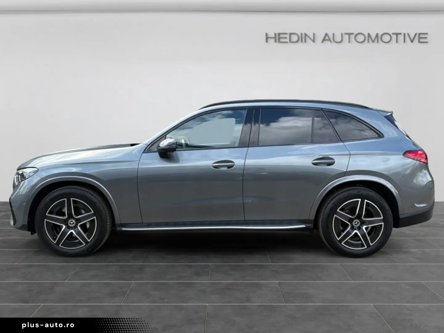 MERCEDES-BENZ GLC 200 4M AMG NIGHT DIGLI AMBI PANO DISTR KAM