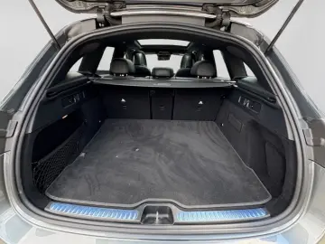 MERCEDES-BENZ GLC 200 4M AMG NIGHT DIGLI AMBI PANO DISTR KAM