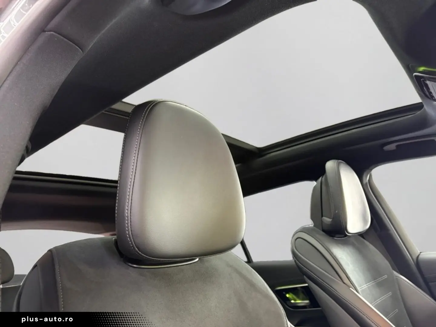 MERCEDES-BENZ GLC 200 4M AMG NIGHT DIGLI AMBI PANO DISTR KAM