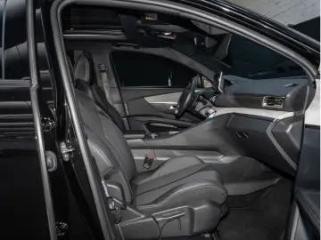 PEUGEOT 3008 GT Hybrid 136 e-DSC6 ACC PANO LED NAVI