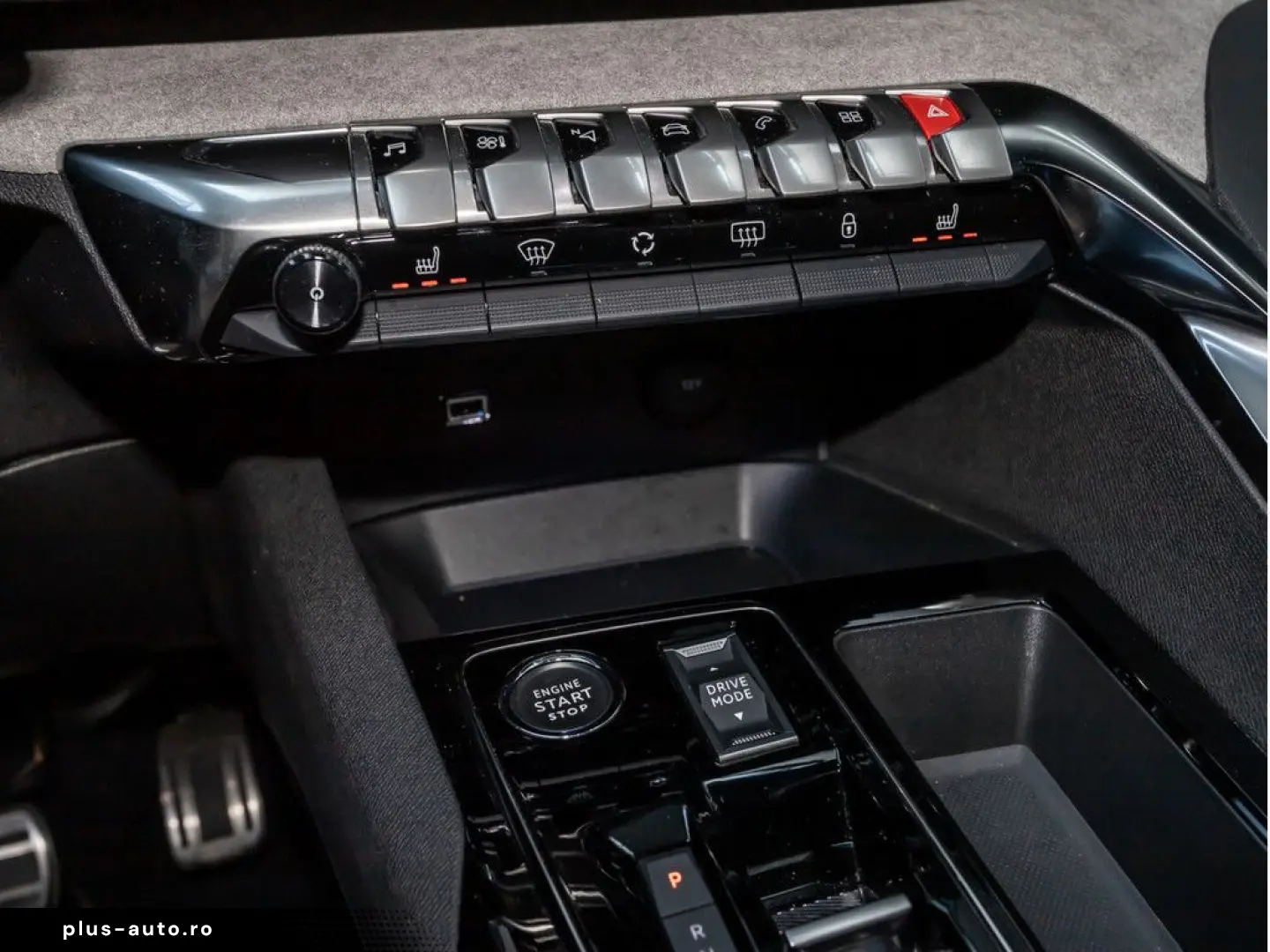 PEUGEOT 3008 GT Hybrid 136 e-DSC6 ACC PANO LED NAVI