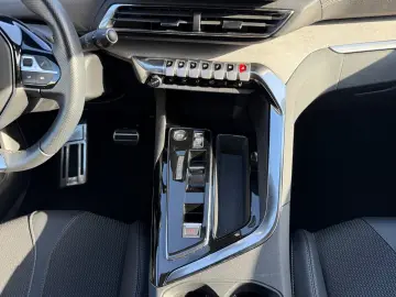 PEUGEOT 3008 GT Mild-Hybrid 180  RÜCKFAHRKAMERA