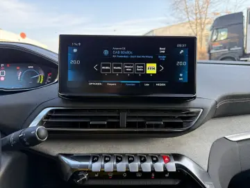 PEUGEOT 3008 GT Mild-Hybrid 180  RÜCKFAHRKAMERA