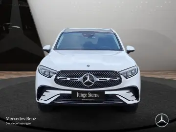 MERCEDES-BENZ GLC 200 4M AMG Adv.  PANO DISTR MEMORY 360