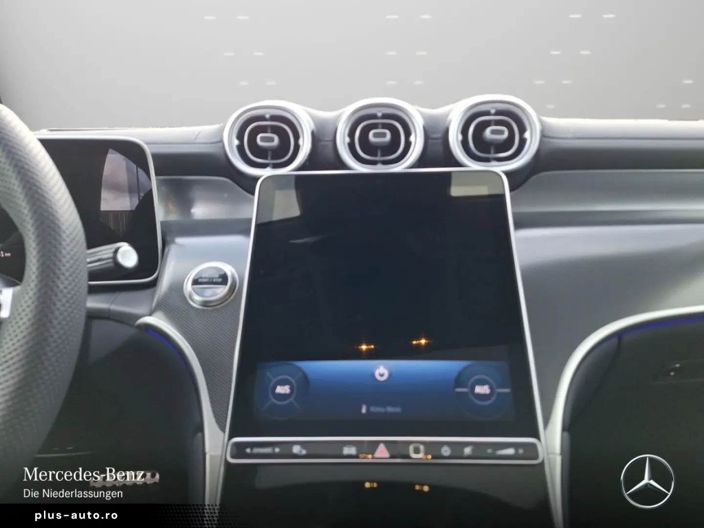 MERCEDES-BENZ GLC 200 4M AMG Adv.  PANO DISTR MEMORY 360