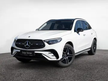 MERCEDES-BENZ GLC 200 4M AMG-Sport Pano AHK Night Distr Memo