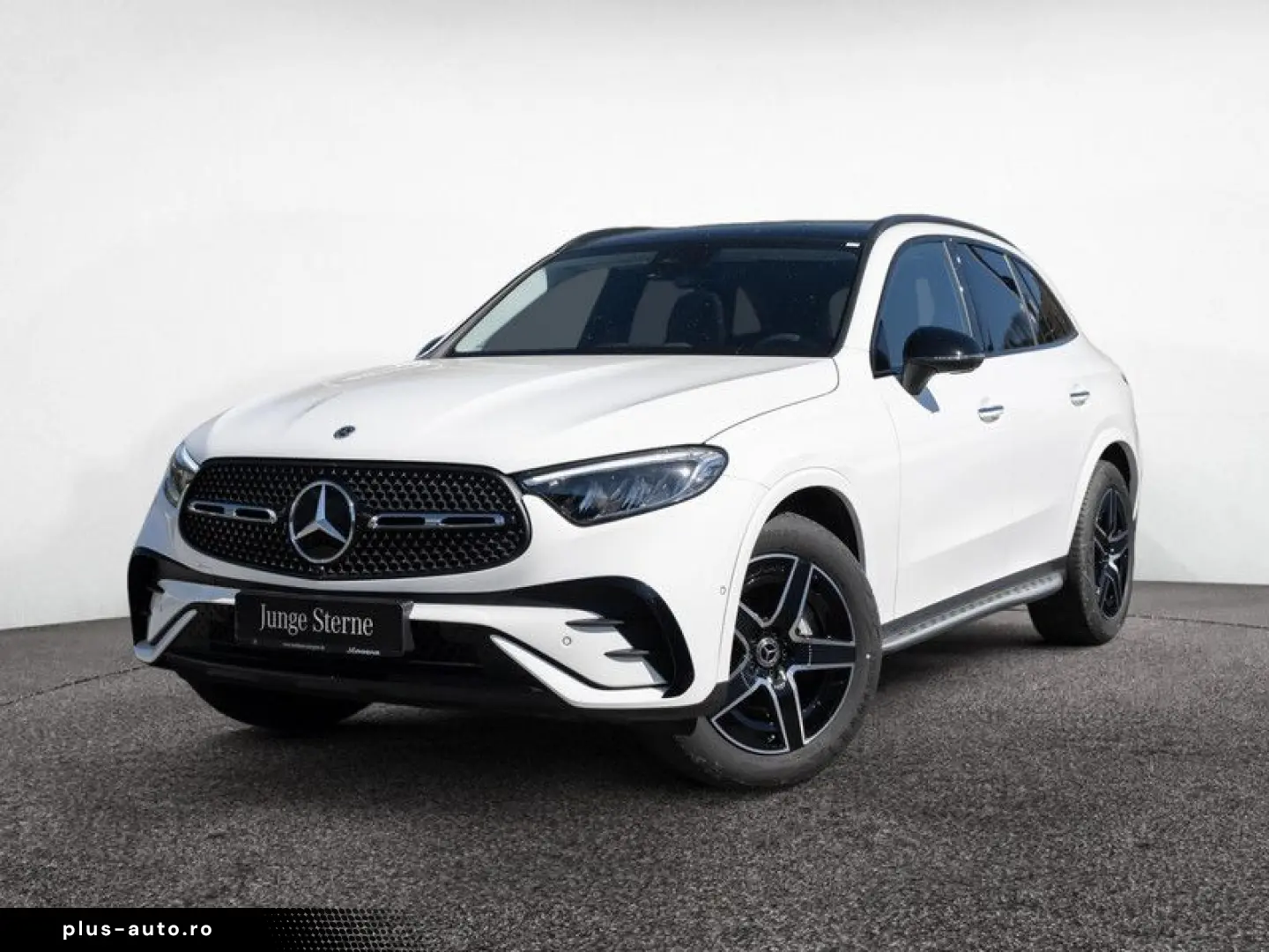 MERCEDES-BENZ GLC 200 4M AMG-Sport Pano AHK Night Distr Memo