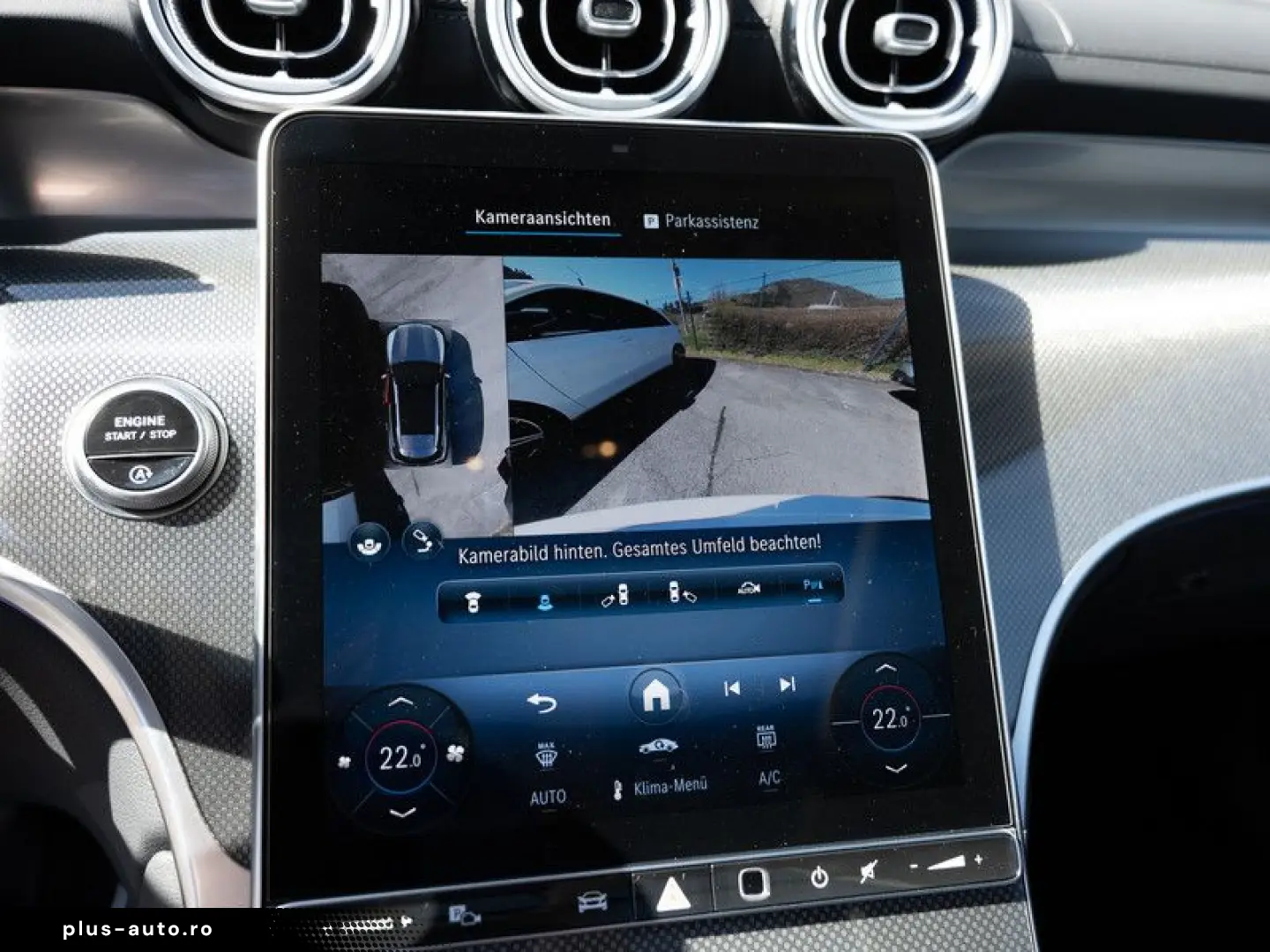 MERCEDES-BENZ GLC 200 4M AMG-Sport Pano AHK Night Distr Memo