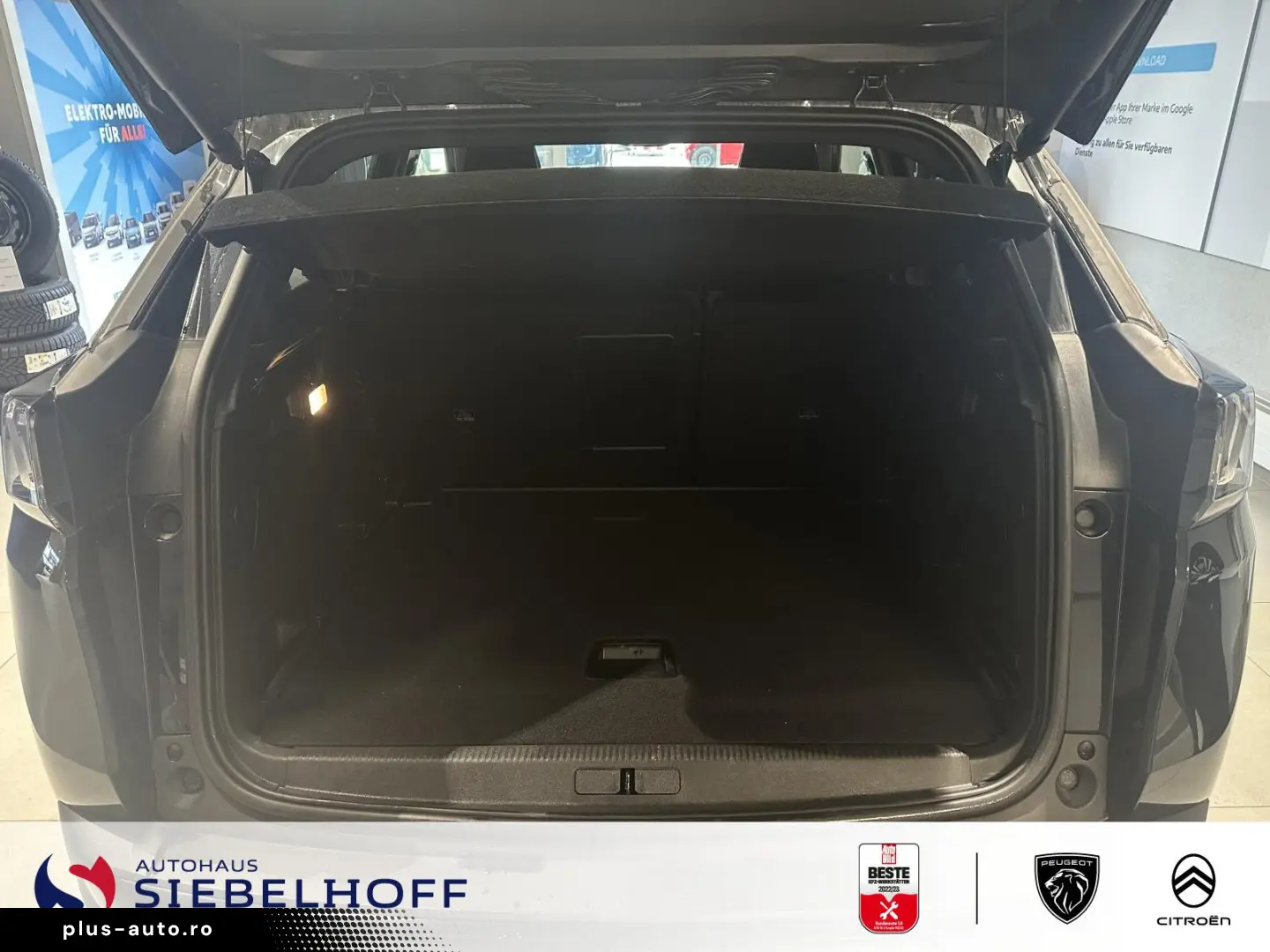 PEUGEOT 3008 GT Hybrid 136 e-DSC6