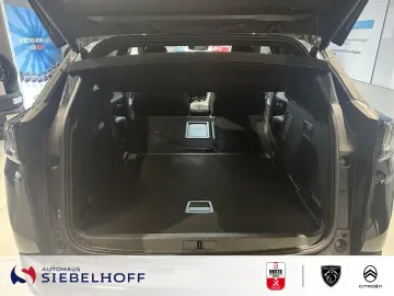 PEUGEOT 3008 GT Hybrid 136 e-DSC6