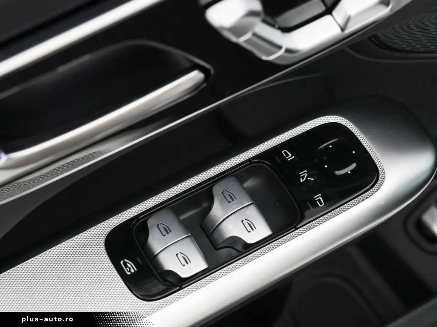 MERCEDES-BENZ GLC 200 4M AMG-Sport Pano AHK 360 Memo