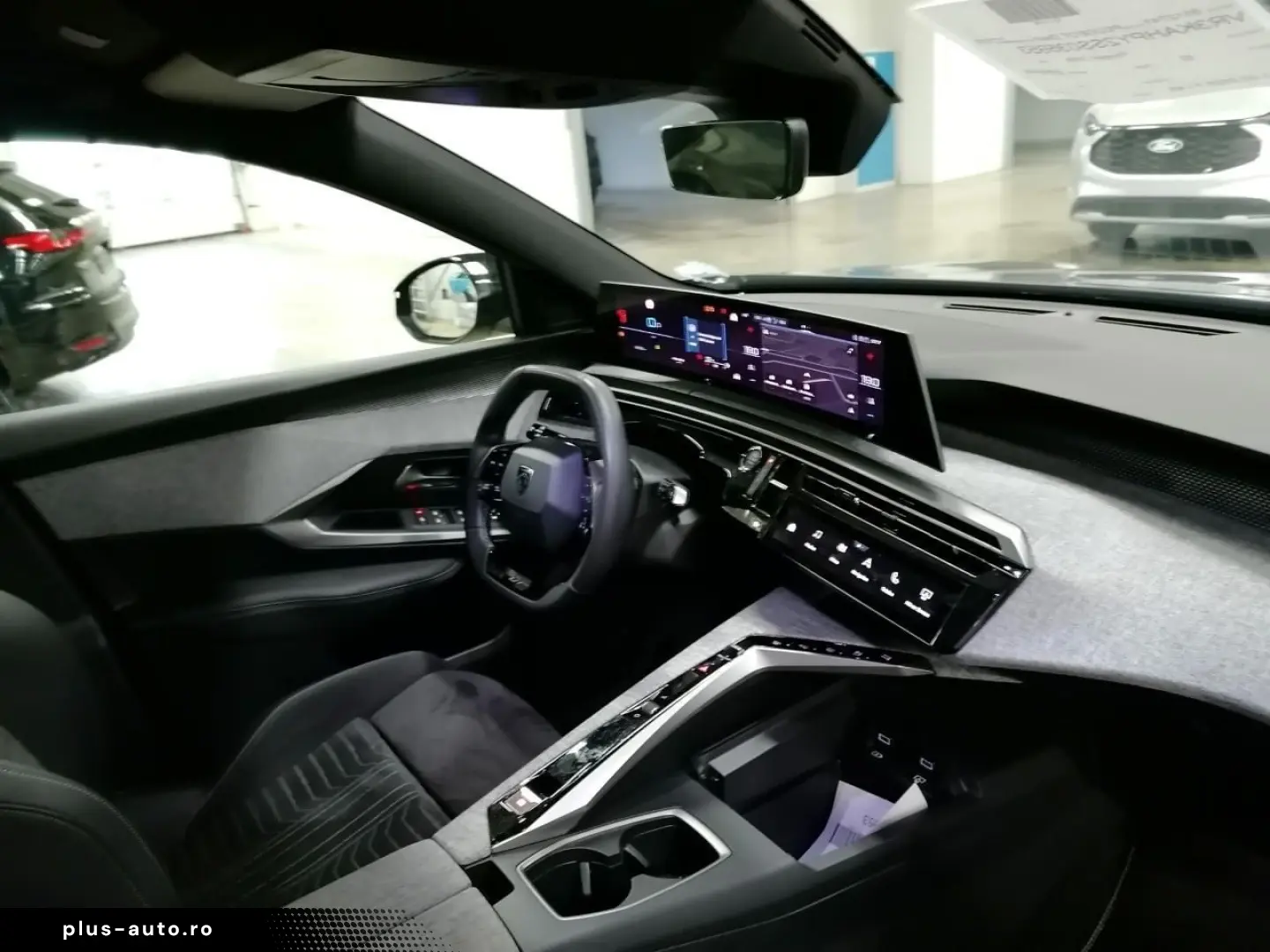 PEUGEOT 3008 GT Hybrid Navi 360 Cam Alcantara