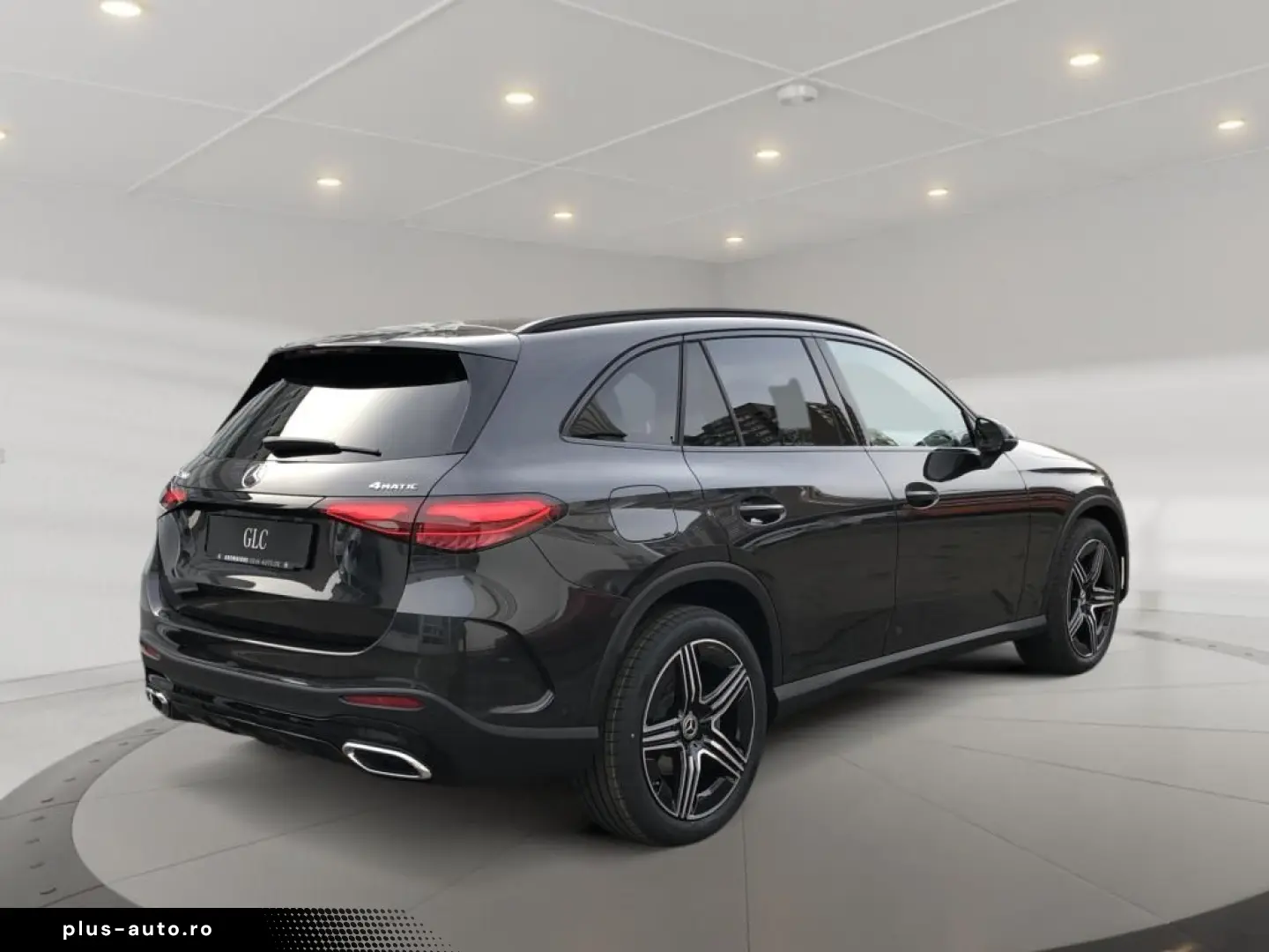 MERCEDES-BENZ GLC 200 4MATIC  MBUX AMG Pano AHK SpurW S-Sitz