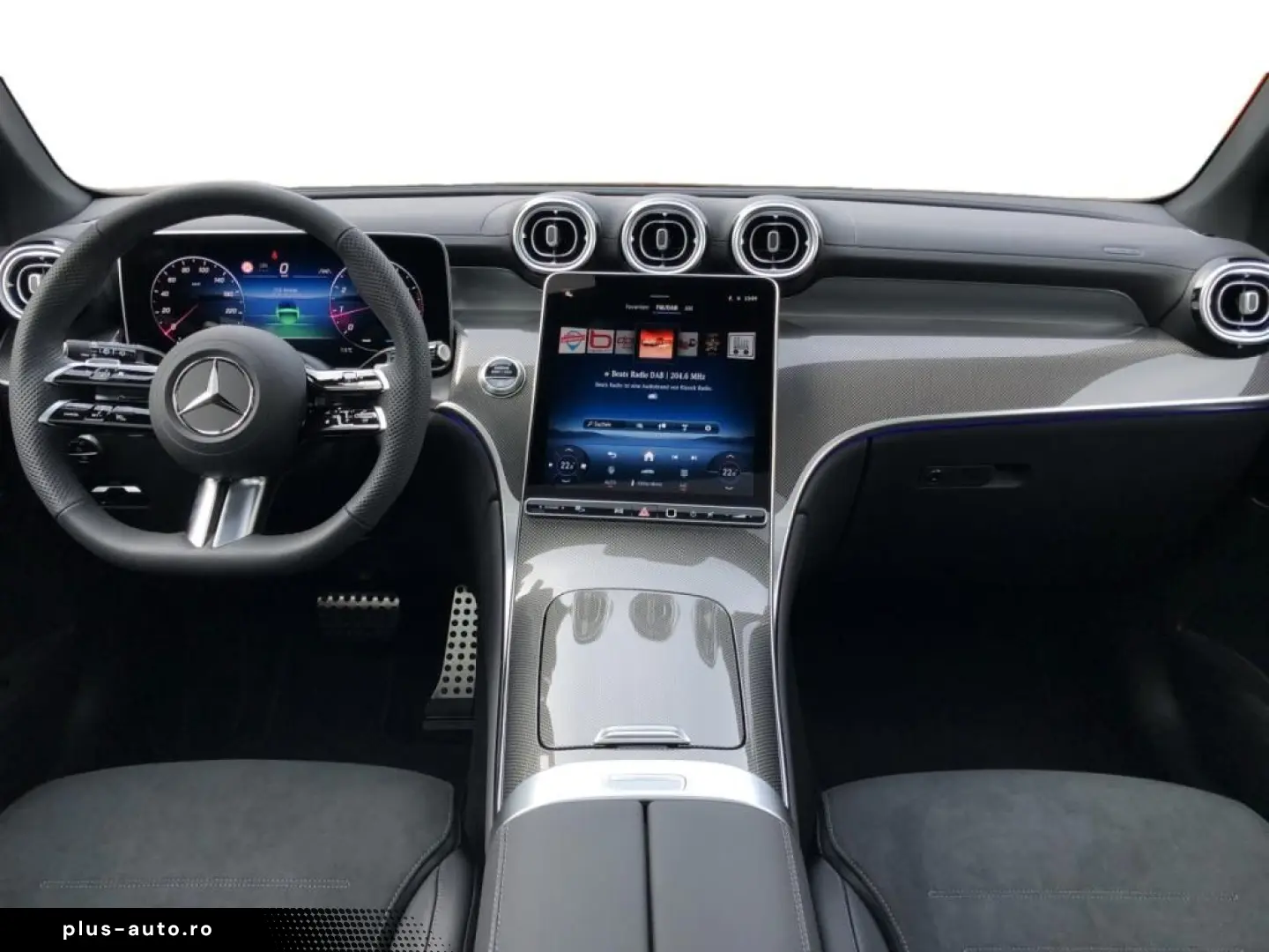 MERCEDES-BENZ GLC 200 4MATIC  MBUX AMG Pano AHK SpurW S-Sitz