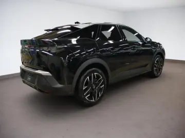 PEUGEOT 3008 GT Hybrid Navi 360 Cam Alcantara