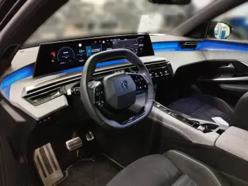 PEUGEOT 3008 GT Hybrid Navi 360 Cam Alcantara