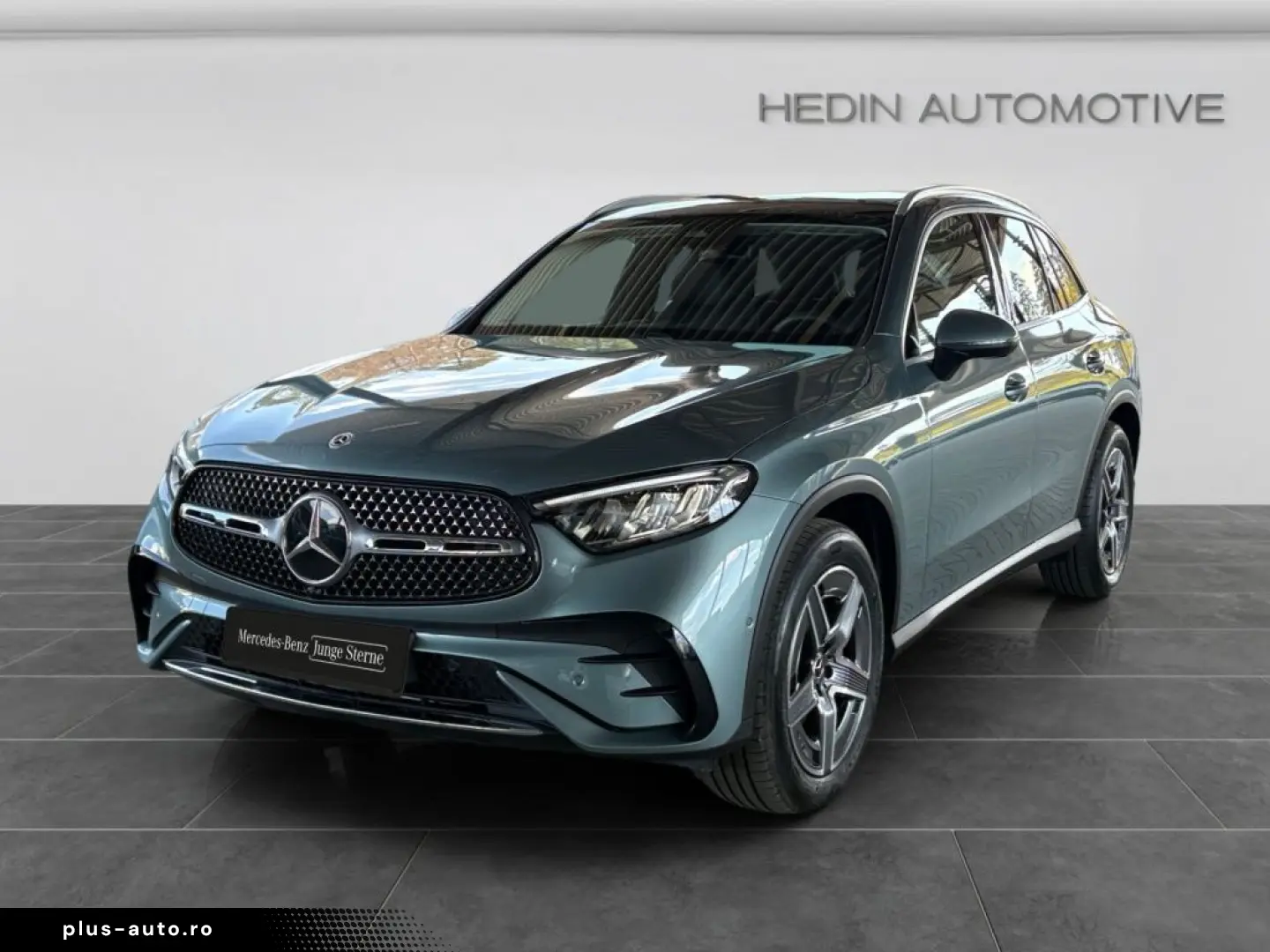 MERCEDES-BENZ GLC 200 4M AMG LED AMBIENT PANO AHK