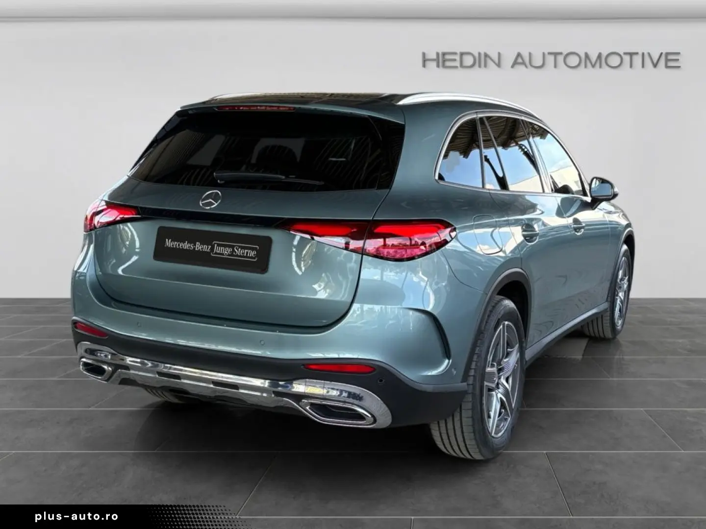 MERCEDES-BENZ GLC 200 4M AMG LED AMBIENT PANO AHK
