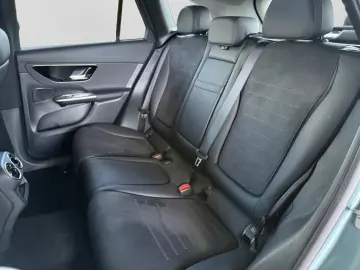 MERCEDES-BENZ GLC 200 4M AMG LED AMBIENT PANO AHK