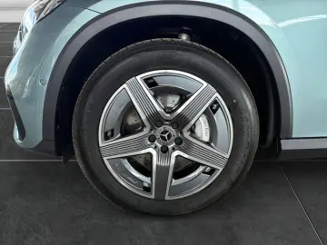 MERCEDES-BENZ GLC 200 4M AMG LED AMBIENT PANO AHK