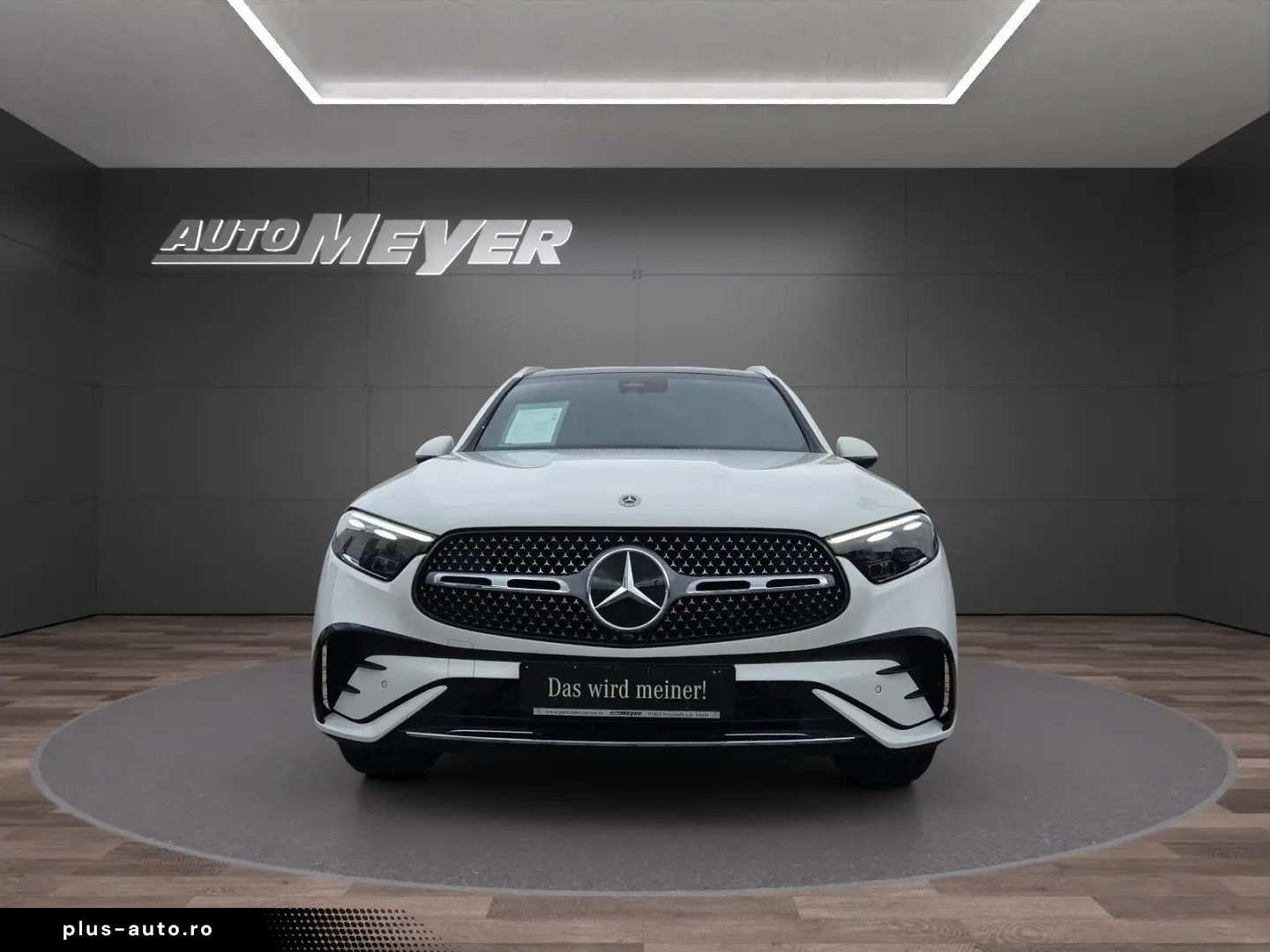 MERCEDES-BENZ GLC 300 4M AMG ADV PANO AHK DISTR MEMORY