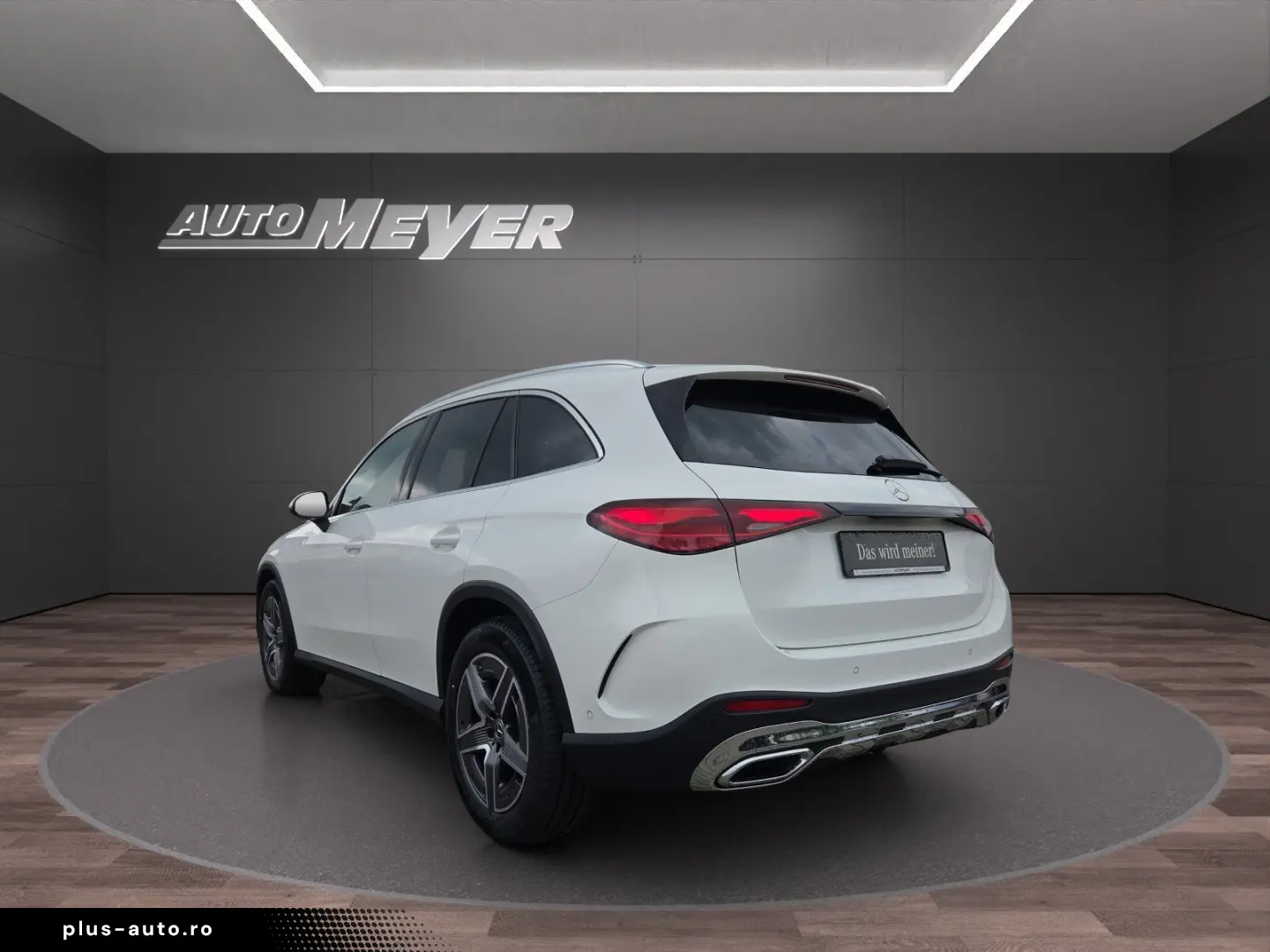 MERCEDES-BENZ GLC 300 4M AMG ADV PANO AHK DISTR MEMORY