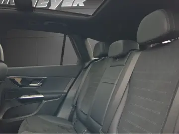 MERCEDES-BENZ GLC 300 4M AMG ADV PANO AHK DISTR MEMORY