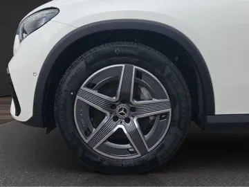 MERCEDES-BENZ GLC 300 4M AMG ADV PANO AHK DISTR MEMORY