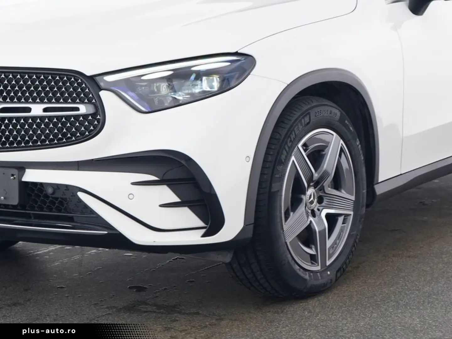 MERCEDES-BENZ GLC 300 4M AMG ADV PANO AHK DISTR MEMORY