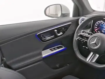 MERCEDES-BENZ GLC 300 4M AMG ADV PANO AHK DISTR MEMORY