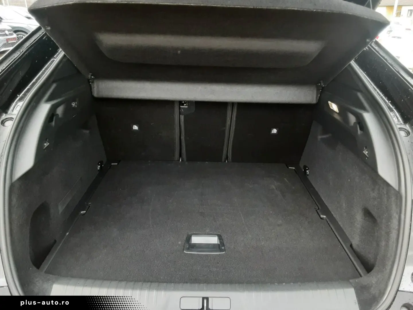 PEUGEOT 3008 Hybrid 136 GT 360G Navi LED