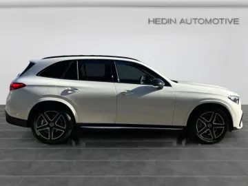 MERCEDES-BENZ GLC 300 4M AMG NIGHT DIGLI DISTR 360  PANO SHZ