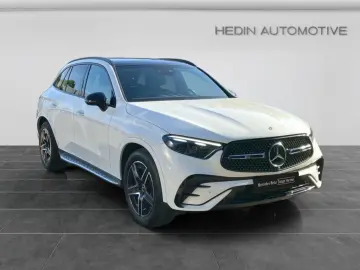 MERCEDES-BENZ GLC 300 4M AMG NIGHT DIGLI DISTR 360  PANO SHZ