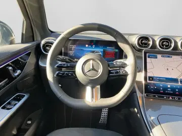 MERCEDES-BENZ GLC 300 4M AMG NIGHT DIGLI DISTR 360  PANO SHZ