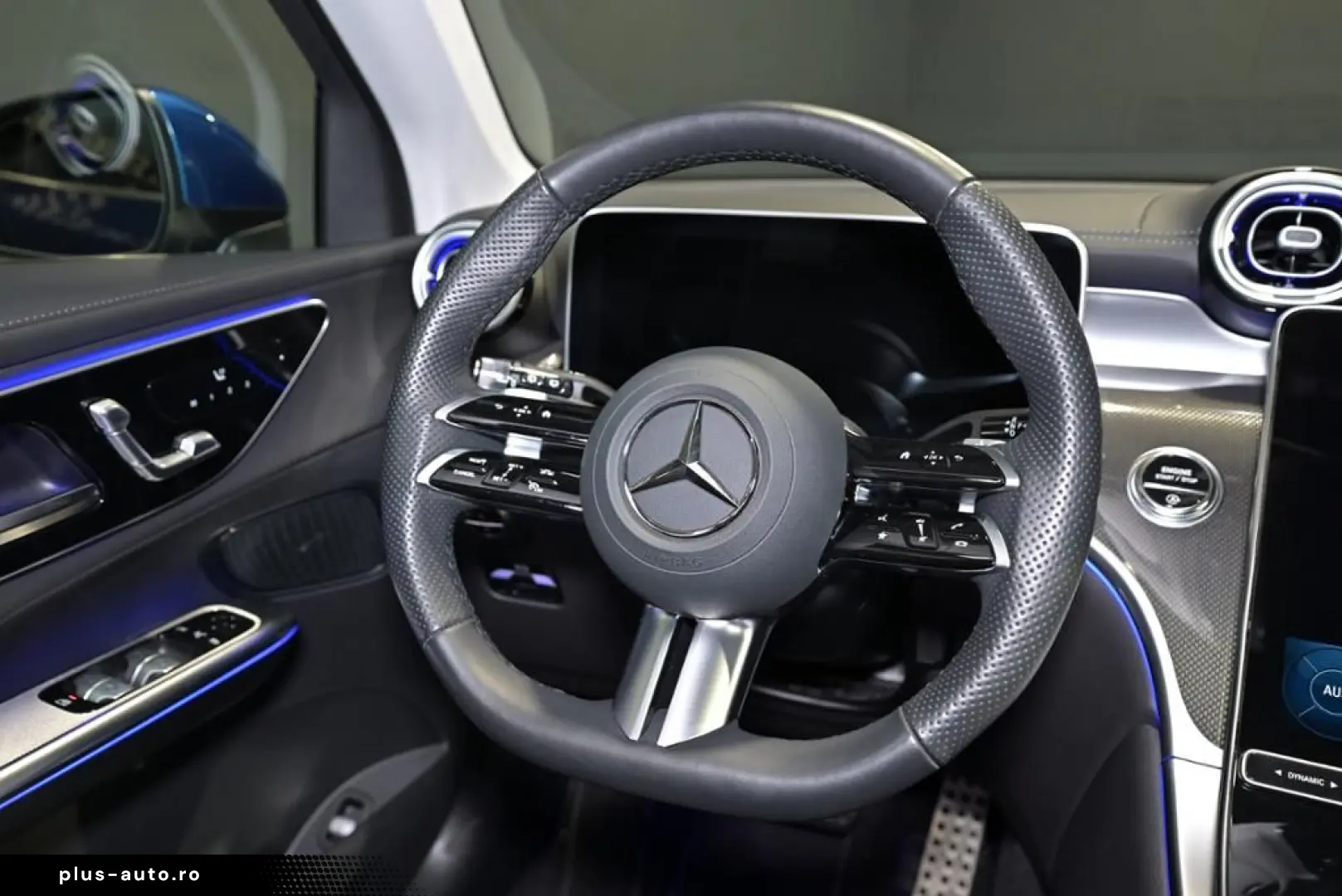 MERCEDES-BENZ GLC 300 4M AMG 360 LED PANO MEMORY