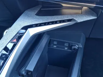 PEUGEOT 3008 Hybrid 145 GT e-DSC Matrix