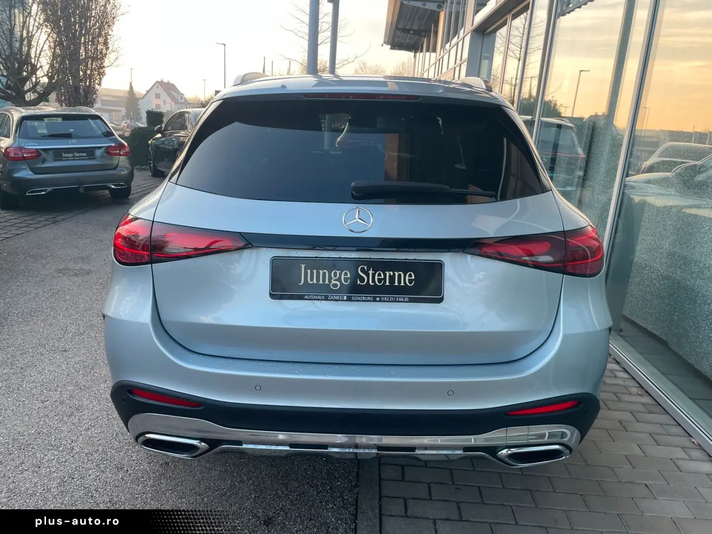 MERCEDES-BENZ GLC 300 4M AMG  PREMIUM PANO AHK 360