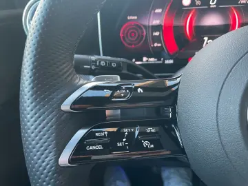 MERCEDES-BENZ GLC 300 4M AMG  PREMIUM PANO AHK 360