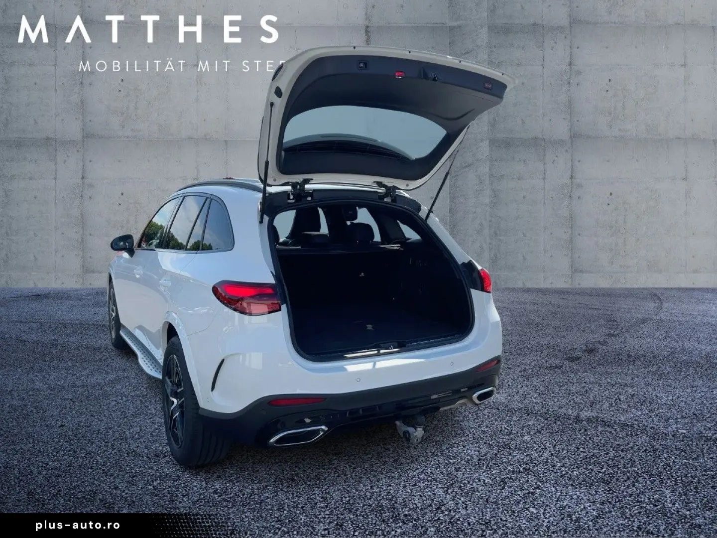 MERCEDES-BENZ GLC 300 4M AMG Night Pano 360  AHK