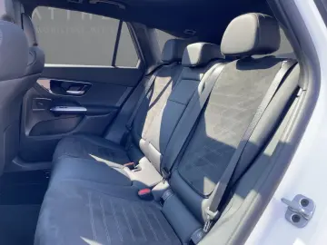 MERCEDES-BENZ GLC 300 4M AMG Night Pano 360  AHK