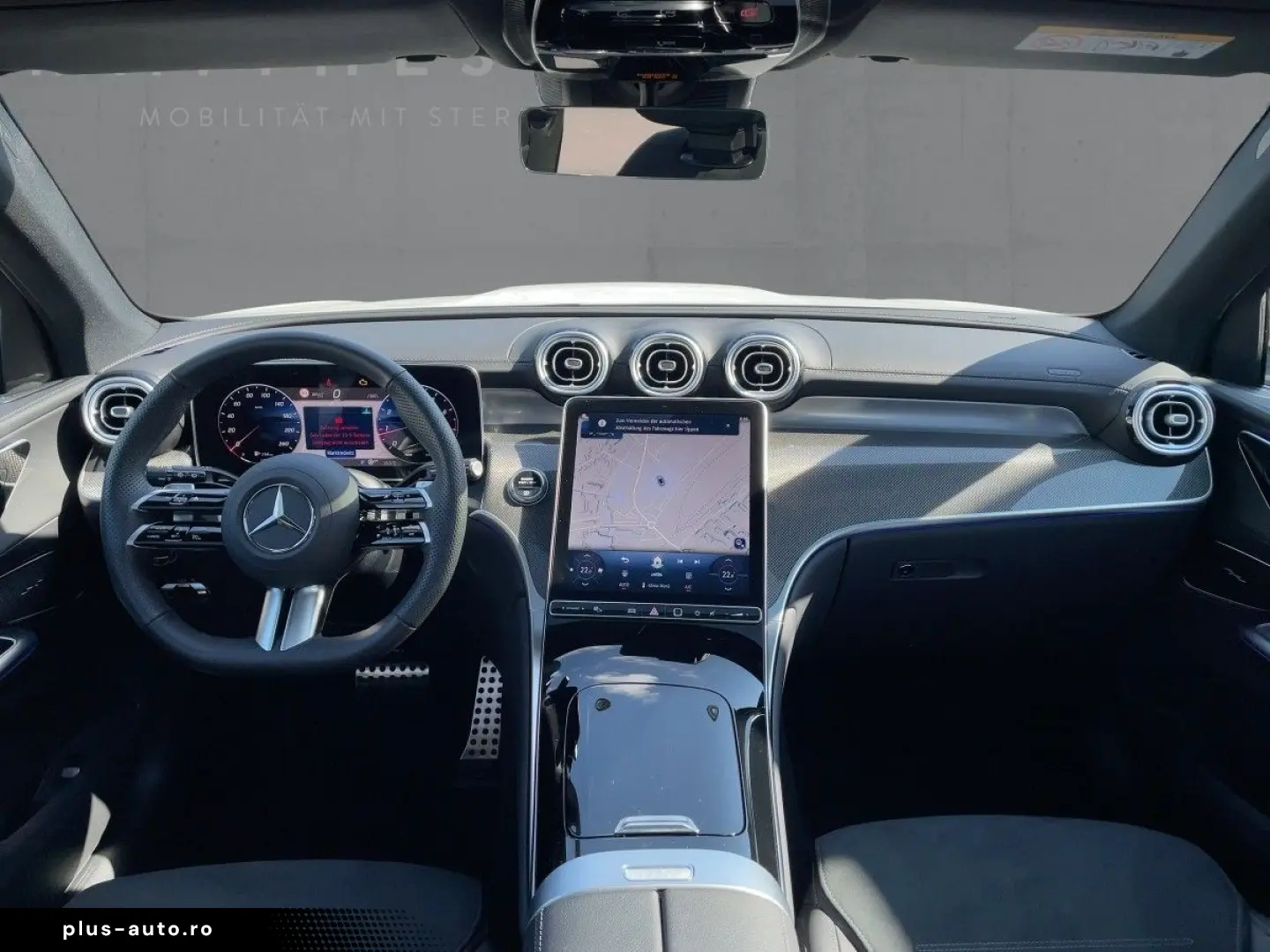 MERCEDES-BENZ GLC 300 4M AMG Night Pano 360  AHK