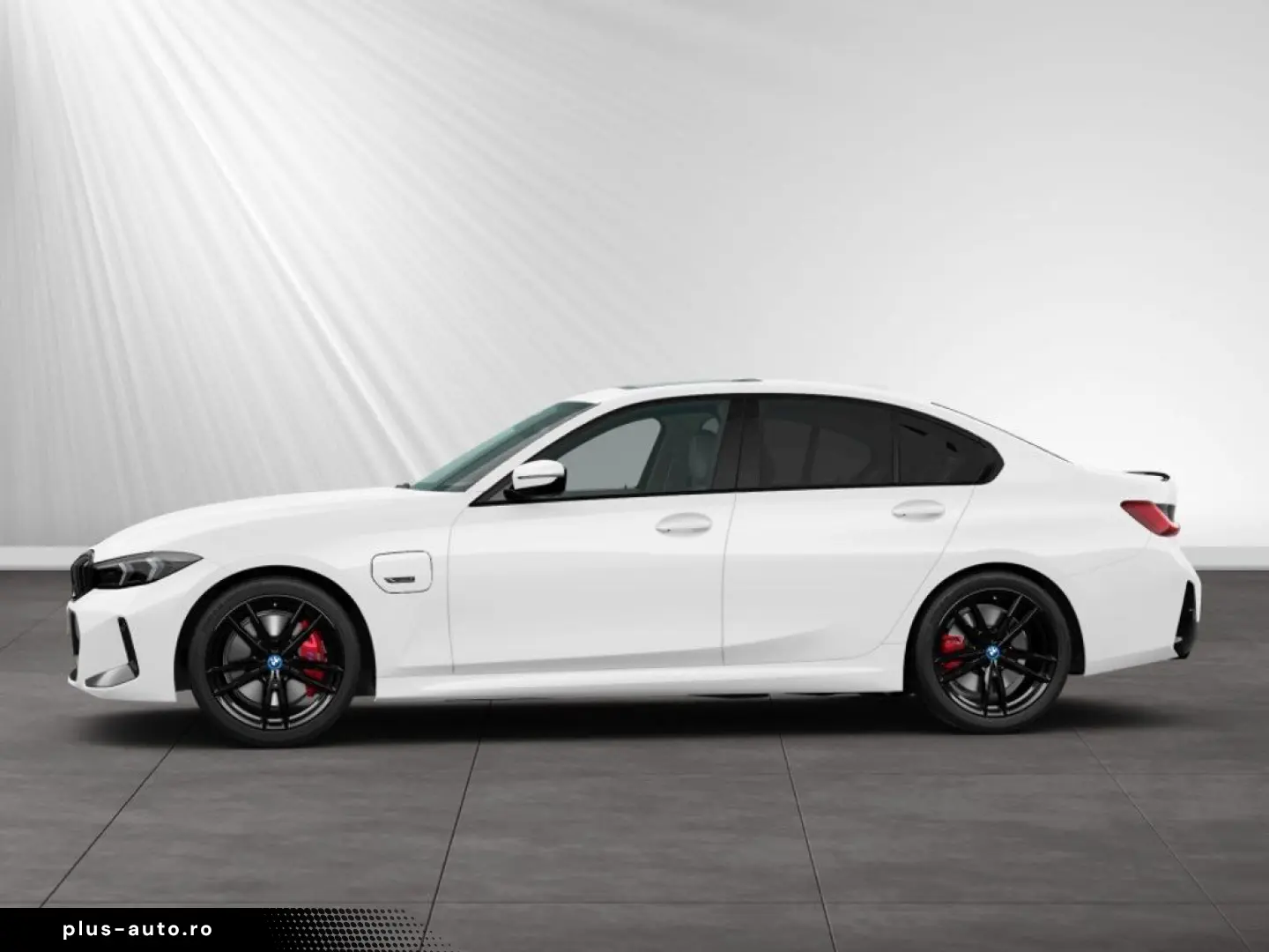 BMW 330e MSport PA LC  HiFi DAB