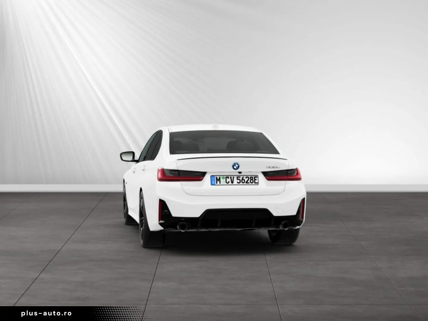 BMW 330e MSport PA LC  HiFi DAB