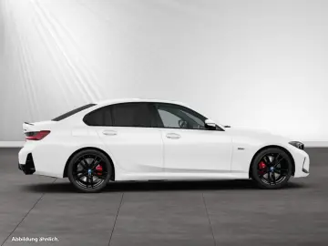 BMW 330e MSport PA LC  HiFi DAB
