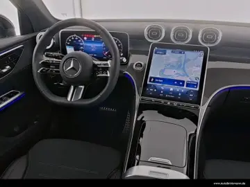 MERCEDES-BENZ GLC 200 4M AMG AHK PANO DISTRONIC NIGHT MEMORY