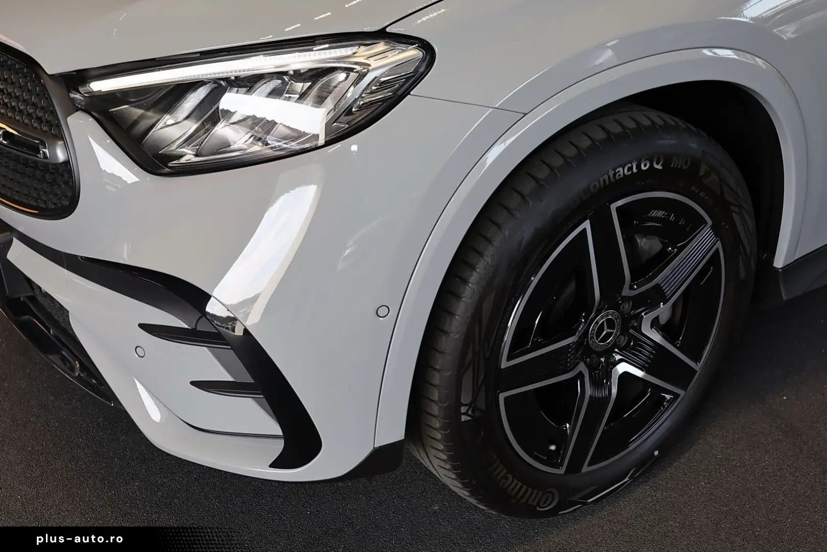 MERCEDES-BENZ GLC 200 4M AMG PANO AHK 360  ALPINGRAU 19 ZOLL