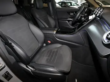 MERCEDES-BENZ GLC 200 4M AMG PANO AHK 360  ALPINGRAU 19 ZOLL
